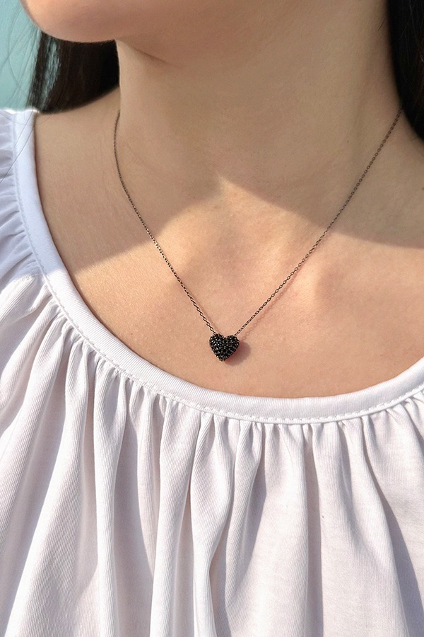 [silver925] black cubic heart necklace