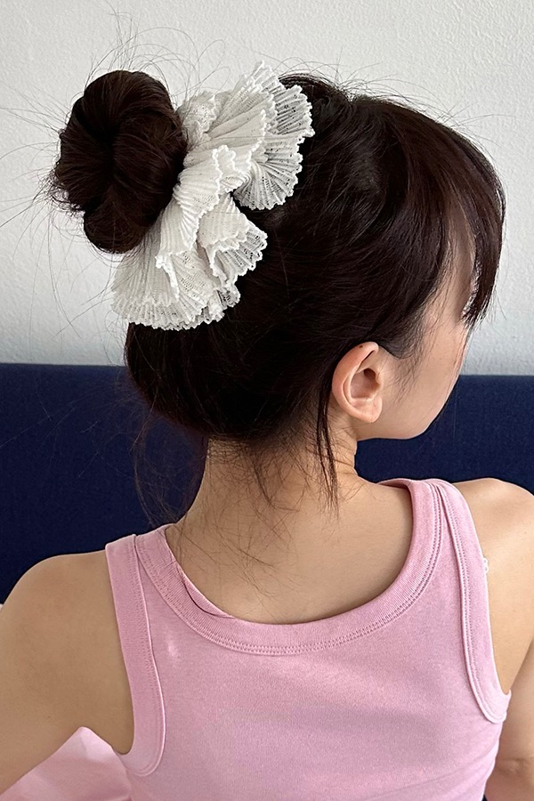 white lace pleats scrunchie - M