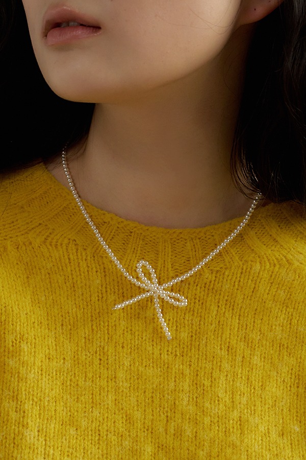 little pearl ribbon necklace